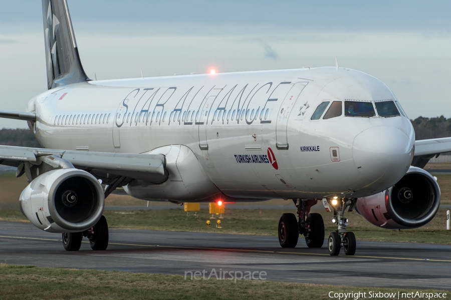 Turkish Airlines Airbus A321-231 (TC-JRB) | Photo 287863
