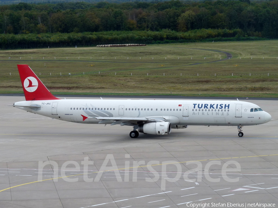 Turkish Airlines Airbus A321-231 (TC-JRC) | Photo 491136