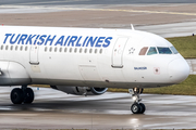 Turkish Airlines Airbus A321-231 (TC-JRD) at  Hamburg - Fuhlsbuettel (Helmut Schmidt), Germany