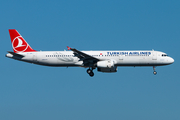 Turkish Airlines Airbus A321-231 (TC-JRD) at  Istanbul - Ataturk, Turkey