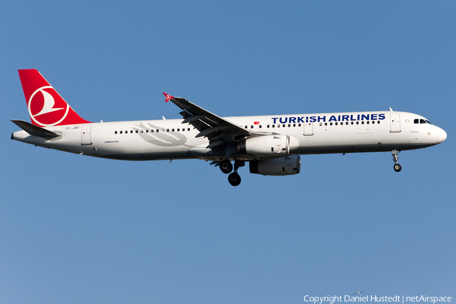 Turkish Airlines Airbus A321-231 (TC-JRF) | Photo 495956