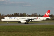 Turkish Airlines Airbus A321-231 (TC-JRI) at  Hamburg - Fuhlsbuettel (Helmut Schmidt), Germany