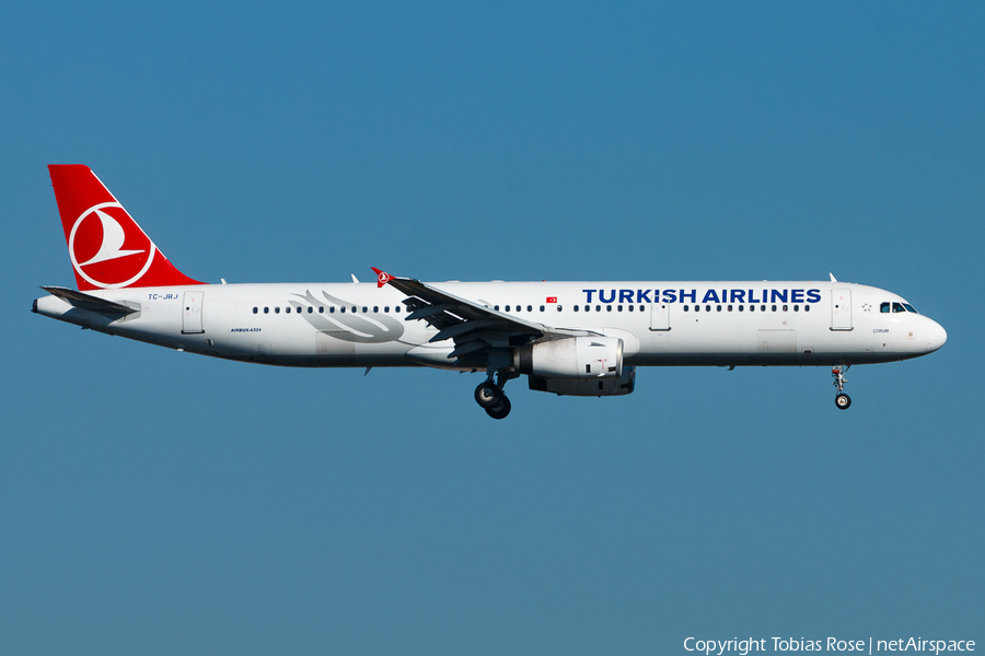 Turkish Airlines Airbus A321-231 (TC-JRJ) | Photo 310258