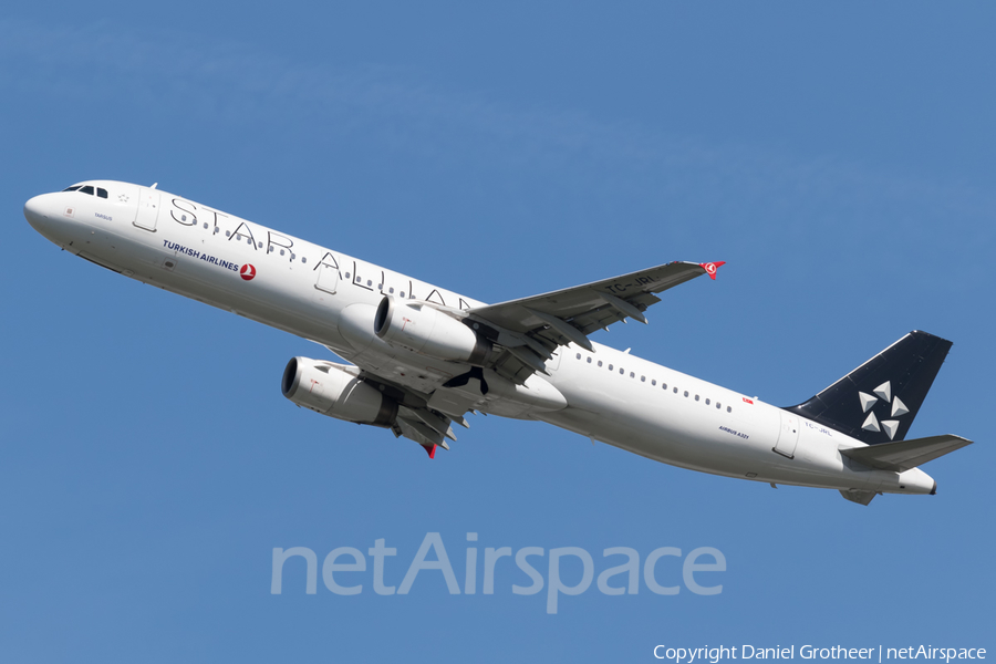 Turkish Airlines Airbus A321-231 (TC-JRL) | Photo 165812