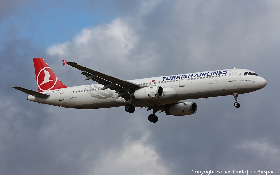 Turkish Airlines Airbus A321-231 (TC-JRM) | Photo 274291