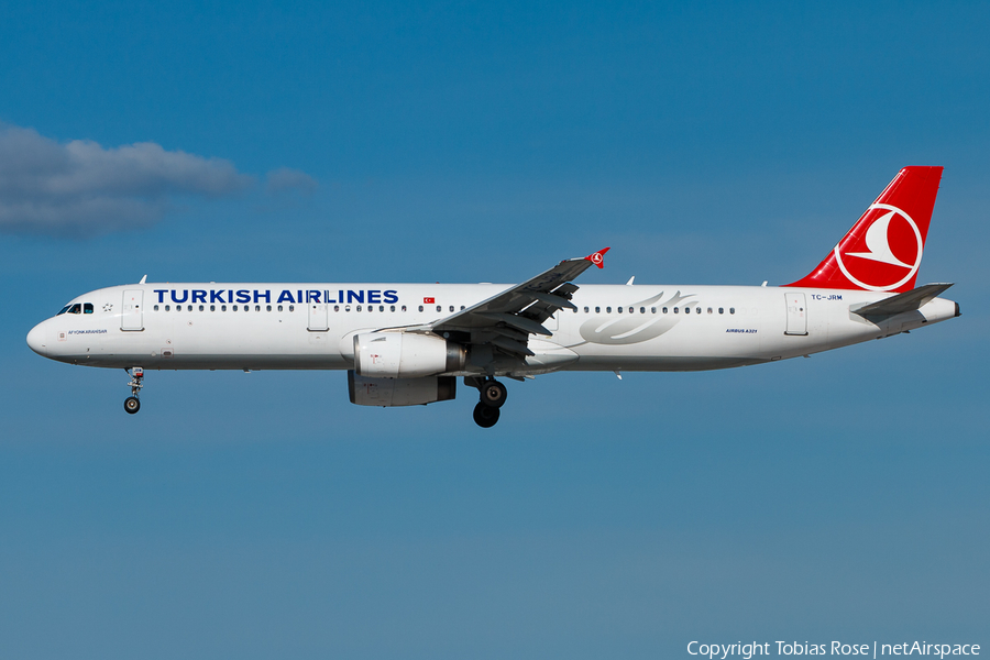 Turkish Airlines Airbus A321-231 (TC-JRM) | Photo 324888