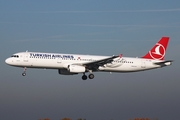 Turkish Airlines Airbus A321-231 (TC-JRN) at  Hamburg - Fuhlsbuettel (Helmut Schmidt), Germany