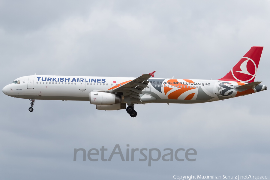 Turkish Airlines Airbus A321-231 (TC-JRO) | Photo 249280
