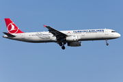 Turkish Airlines Airbus A321-232 (TC-JRP) at  Istanbul - Ataturk, Turkey