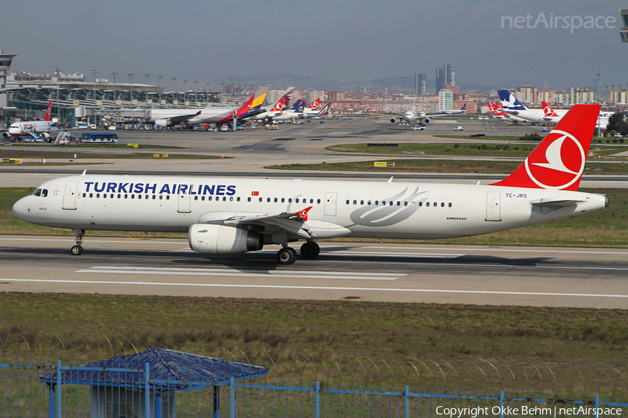Turkish Airlines Airbus A321-231 (TC-JRS) | Photo 44059