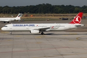 Turkish Airlines Airbus A321-231 (TC-JRT) at  Hannover - Langenhagen, Germany