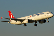 Turkish Airlines Airbus A321-231 (TC-JRT) at  Hamburg - Fuhlsbuettel (Helmut Schmidt), Germany