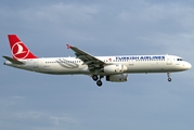 Turkish Airlines Airbus A321-231 (TC-JRT) at  Hamburg - Fuhlsbuettel (Helmut Schmidt), Germany