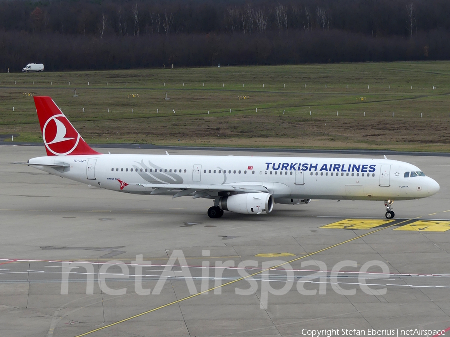 Turkish Airlines Airbus A321-231 (TC-JRU) | Photo 549344