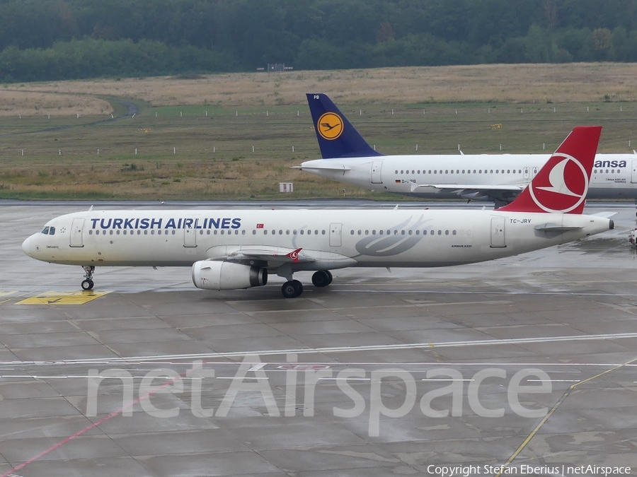 Turkish Airlines Airbus A321-231 (TC-JRV) | Photo 263003