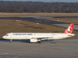 Turkish Airlines Airbus A321-231 (TC-JRV) at  Cologne/Bonn, Germany