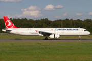 Turkish Airlines Airbus A321-231 (TC-JRV) at  Hamburg - Fuhlsbuettel (Helmut Schmidt), Germany