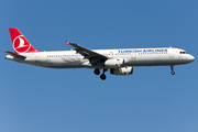 Turkish Airlines Airbus A321-231 (TC-JRV) at  Istanbul - Ataturk, Turkey