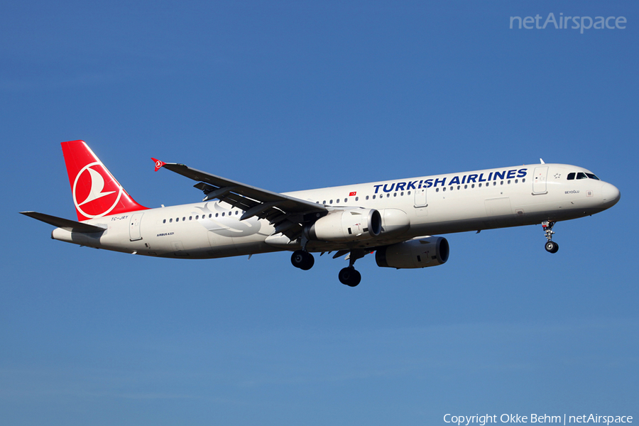 Turkish Airlines Airbus A321-231 (TC-JRY) | Photo 42952