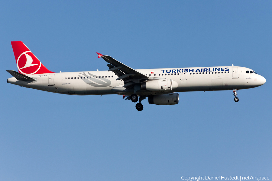 Turkish Airlines Airbus A321-231 (TC-JRY) | Photo 495968