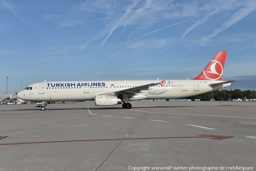 Turkish Airlines Airbus A321-231 (TC-JRZ) | Photo 324296