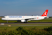 Turkish Airlines Airbus A321-231 (TC-JRZ) at  Copenhagen - Kastrup, Denmark