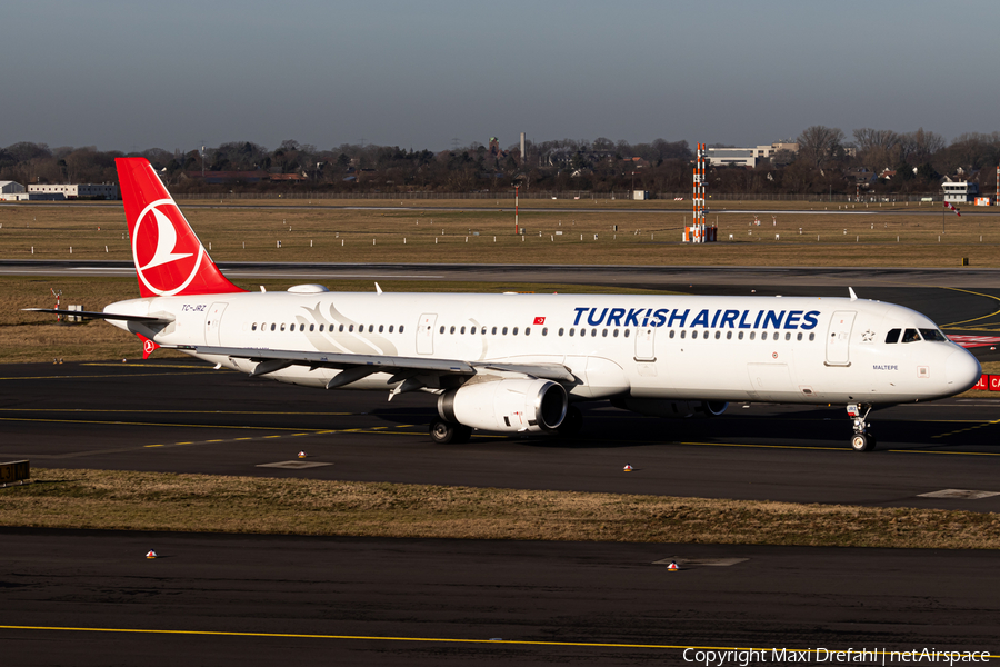 Turkish Airlines Airbus A321-231 (TC-JRZ) | Photo 612126