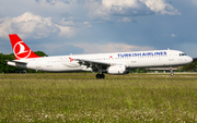 Turkish Airlines Airbus A321-231 (TC-JRZ) at  Hamburg - Fuhlsbuettel (Helmut Schmidt), Germany