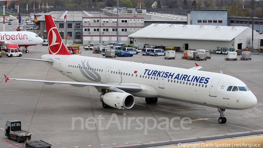 Turkish Airlines Airbus A321-231 (TC-JRZ) | Photo 209786