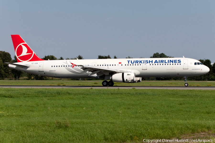 Turkish Airlines Airbus A321-231 (TC-JSA) | Photo 498096