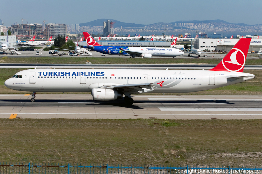 Turkish Airlines Airbus A321-231 (TC-JSA) | Photo 493874