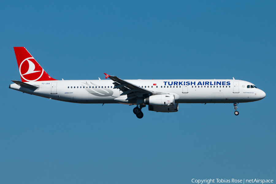 Turkish Airlines Airbus A321-231 (TC-JSA) | Photo 310477