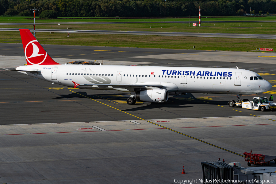 Turkish Airlines Airbus A321-231 (TC-JSB) | Photo 529864