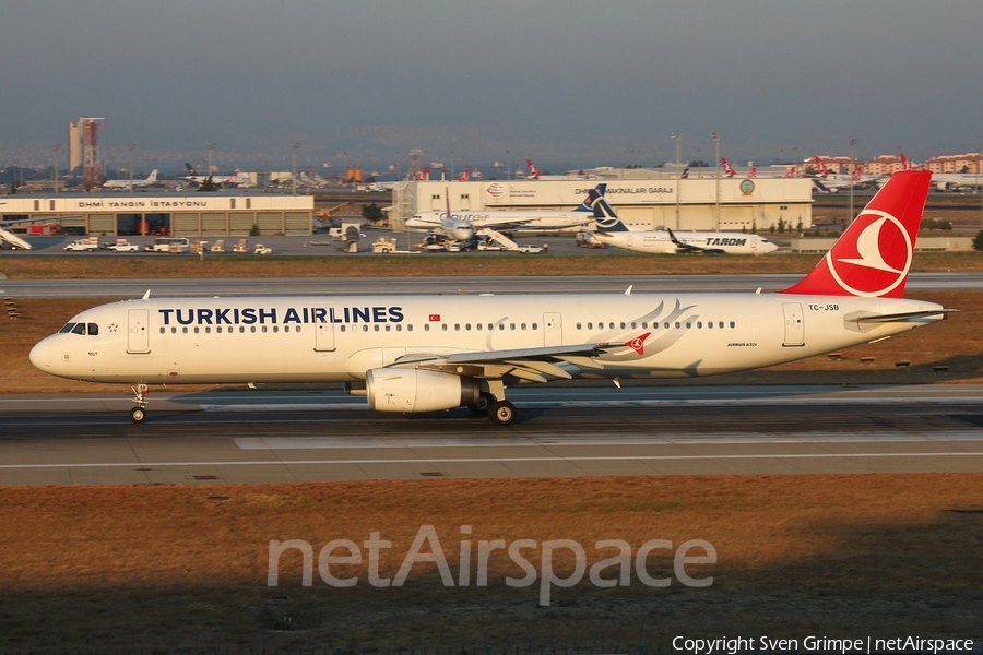 Turkish Airlines Airbus A321-231 (TC-JSB) | Photo 86971