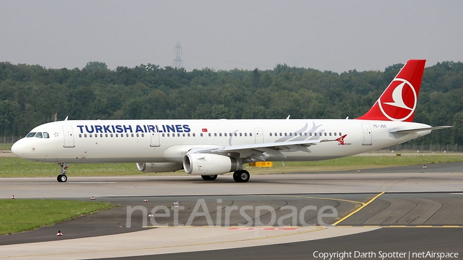 Turkish Airlines Airbus A321-231 (TC-JSC) | Photo 207035