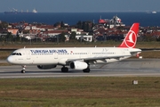 Turkish Airlines Airbus A321-231 (TC-JSC) at  Istanbul - Ataturk, Turkey