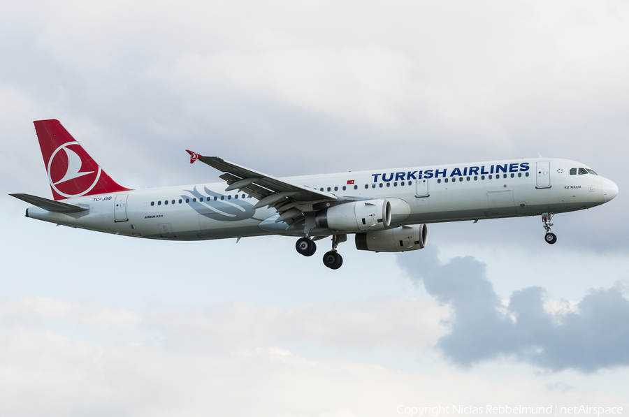 Turkish Airlines Airbus A321-231 (TC-JSD) | Photo 263732