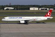 Turkish Airlines Airbus A321-231 (TC-JSD) at  Berlin - Tegel, Germany