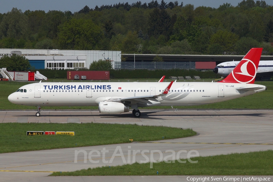 Turkish Airlines Airbus A321-231 (TC-JSE) | Photo 46402