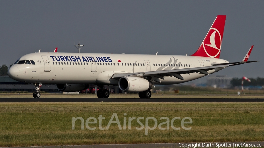 Turkish Airlines Airbus A321-231 (TC-JSF) | Photo 230744