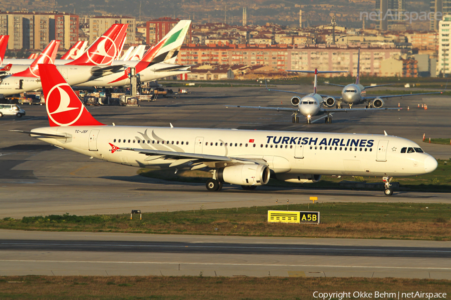 Turkish Airlines Airbus A321-231 (TC-JSF) | Photo 44066