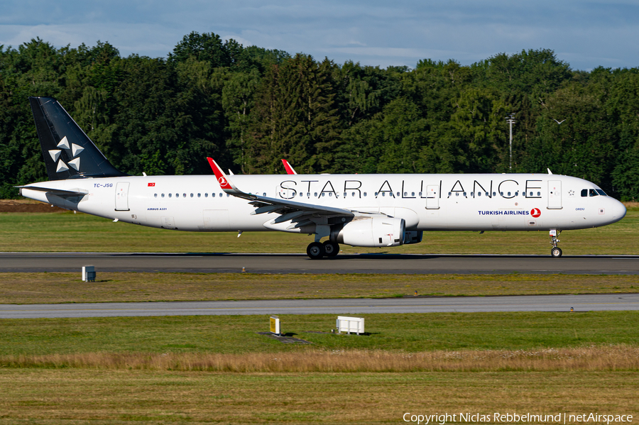 Turkish Airlines Airbus A321-231 (TC-JSG) | Photo 517051