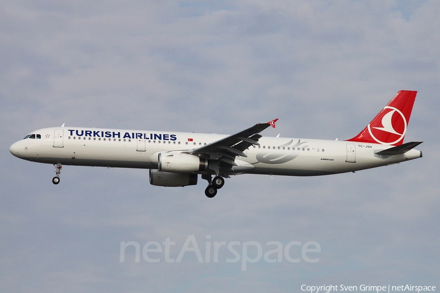 Turkish Airlines Airbus A321-231 (TC-JSH) | Photo 25754