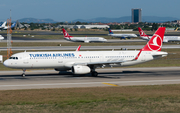 Turkish Airlines Airbus A321-231 (TC-JSH) at  Istanbul - Ataturk, Turkey