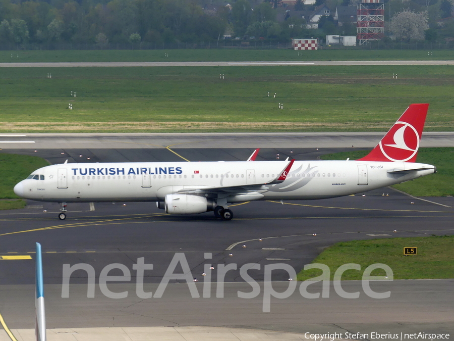 Turkish Airlines Airbus A321-231 (TC-JSI) | Photo 504355