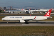 Turkish Airlines Airbus A321-231 (TC-JSI) at  Istanbul - Ataturk, Turkey