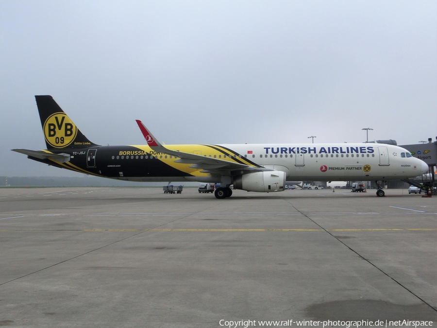 Turkish Airlines Airbus A321-231 (TC-JSJ) | Photo 333140