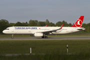 Turkish Airlines Airbus A321-231 (TC-JSJ) at  Hamburg - Fuhlsbuettel (Helmut Schmidt), Germany