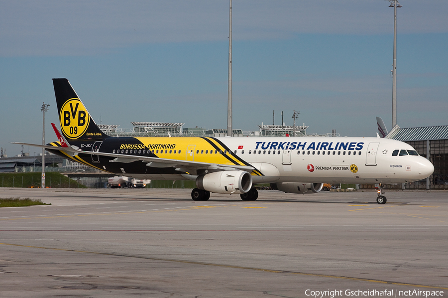 Turkish Airlines Airbus A321-231 (TC-JSJ) | Photo 79243