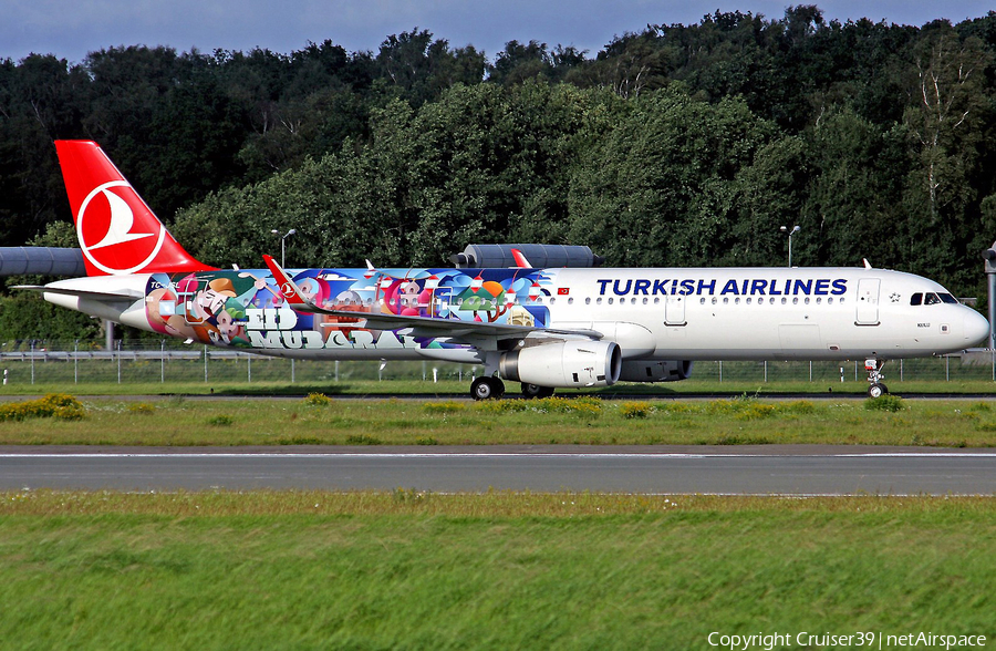 Turkish Airlines Airbus A321-231 (TC-JSL) | Photo 131571
